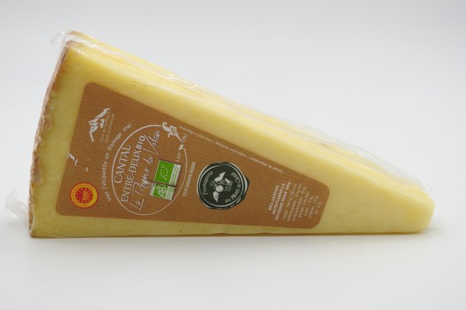 Cantal au Lait Cru &quot;Entre Deux&quot; AOP BIO