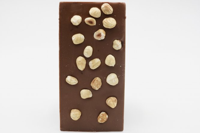 Tablette Chocolat au Lait avec Noisettes Entières