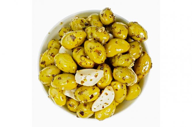 Olives Ail et Basilic