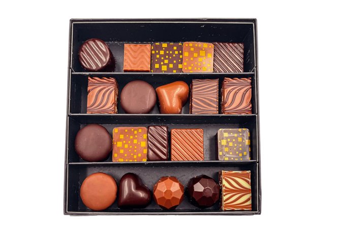 Coffret blanc déco cacao assortiment Noel lait et noir